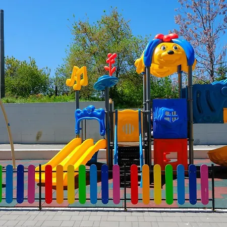 Rayan In Odyssey Pool & Fitness-parking