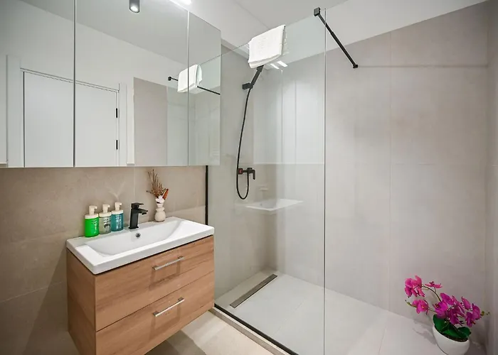 Rayan In Odyssey Pool & Fitness-parking *